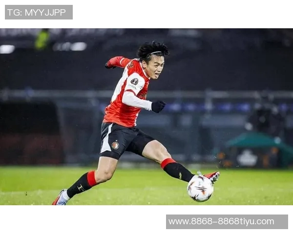 日本队惊险逆转伊东纯也助攻上田绮世补时绝平精彩瞬间